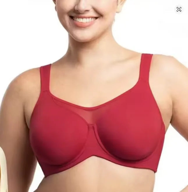 Reggiseno minimizer Lovelle Grace in Bordeaux, indossato