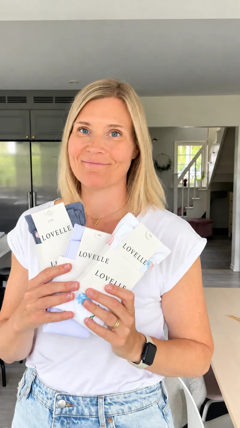 Foto di una cliente con le calze a compressione Lovelle Lift – Chiara H. · Firenze