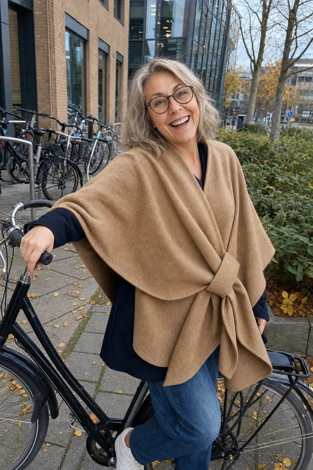 Foto di una cliente con Lovelle Poncho