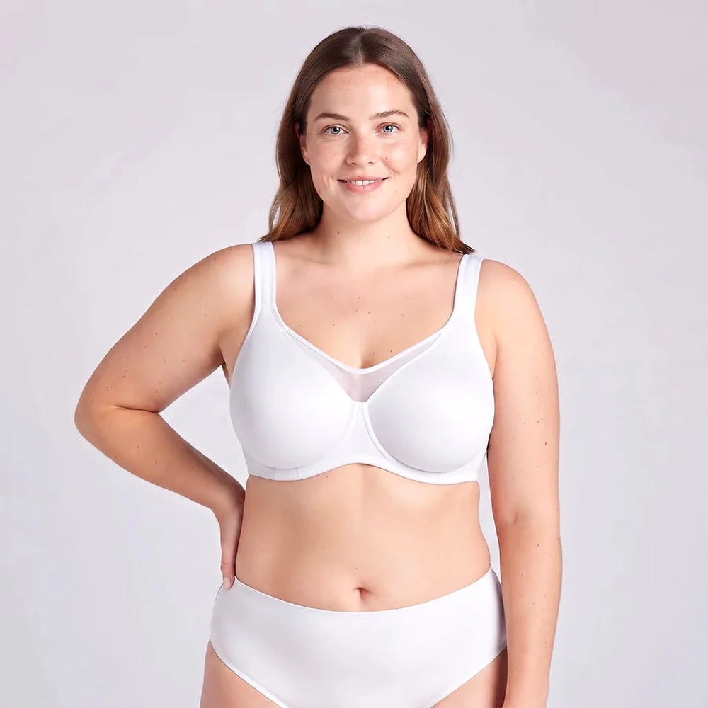 Reggiseno minimizer Lovelle Grace bianco con coppa liscia non imbottita e pannello in rete, indossato dalla modella